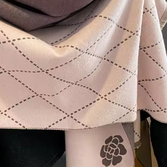 Luxury scarf - Picture 2 of 6